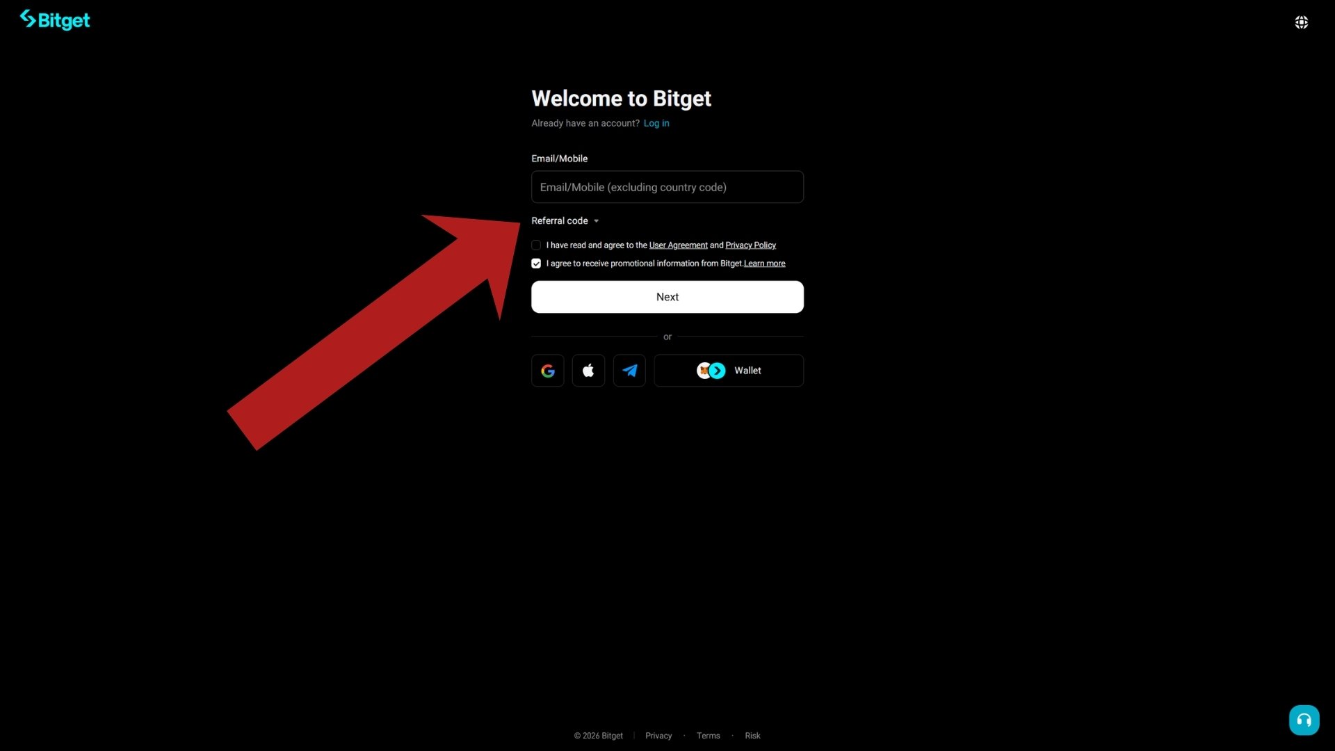 Bitget sign-up form with the collapsed Referral code field highlighted
